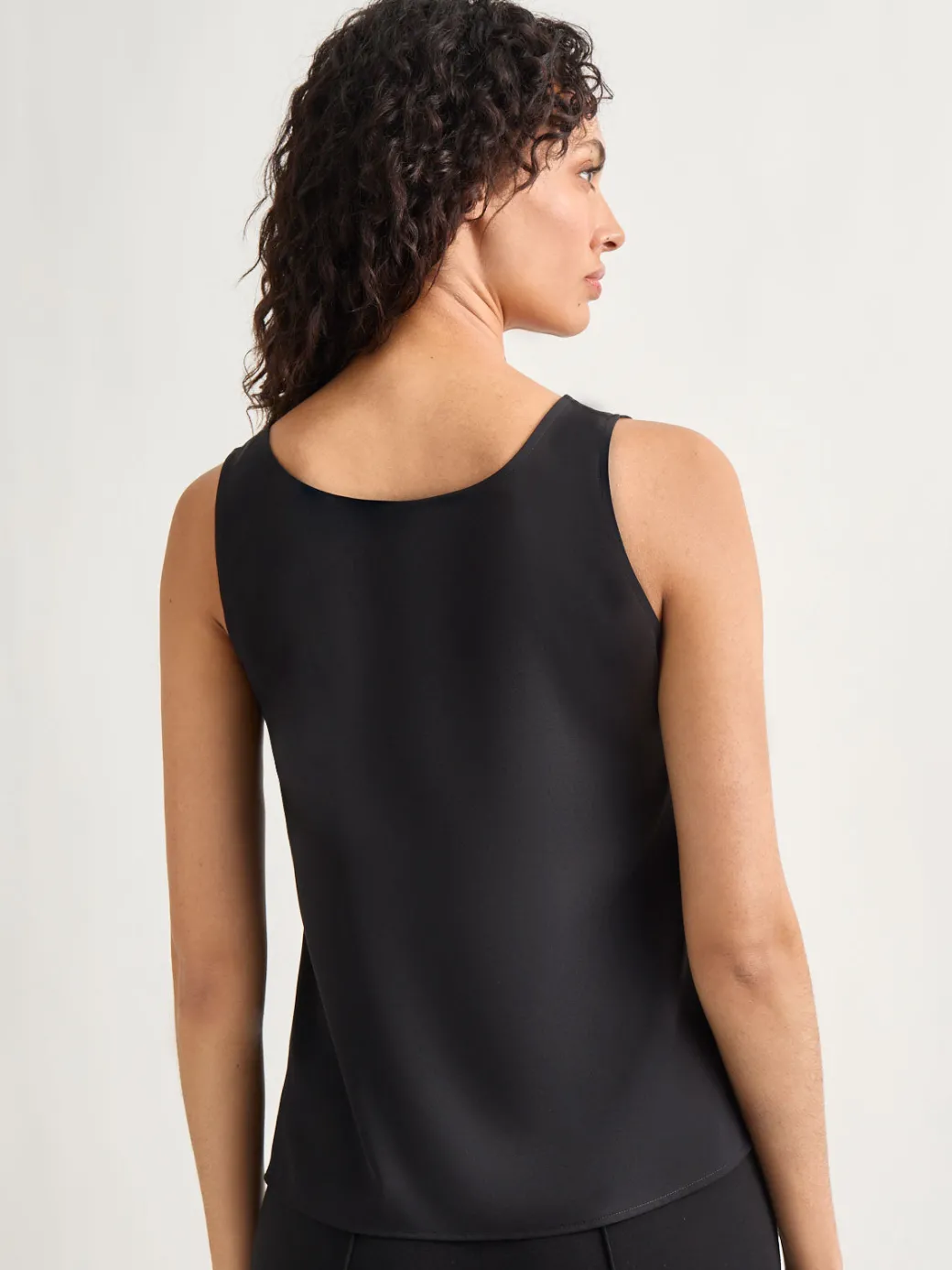 Classic Crepe de Chine Tank Top|Misook Fashion