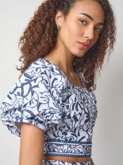 Embroidered Floral Cropped Cotton Blouse|Misook Clearance