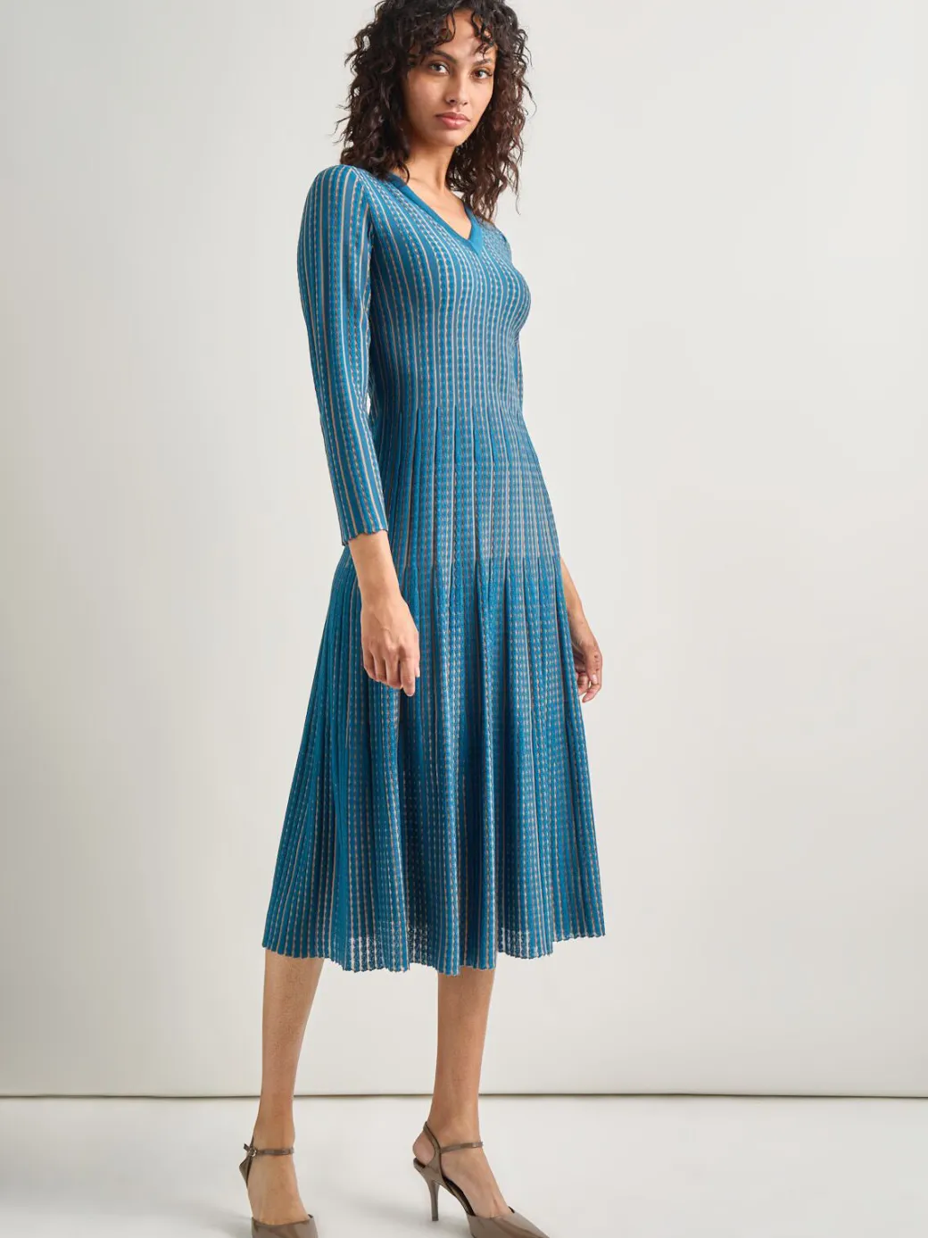 Fit-and-Flare Linear Textured Knit Midi Dress|Misook Best