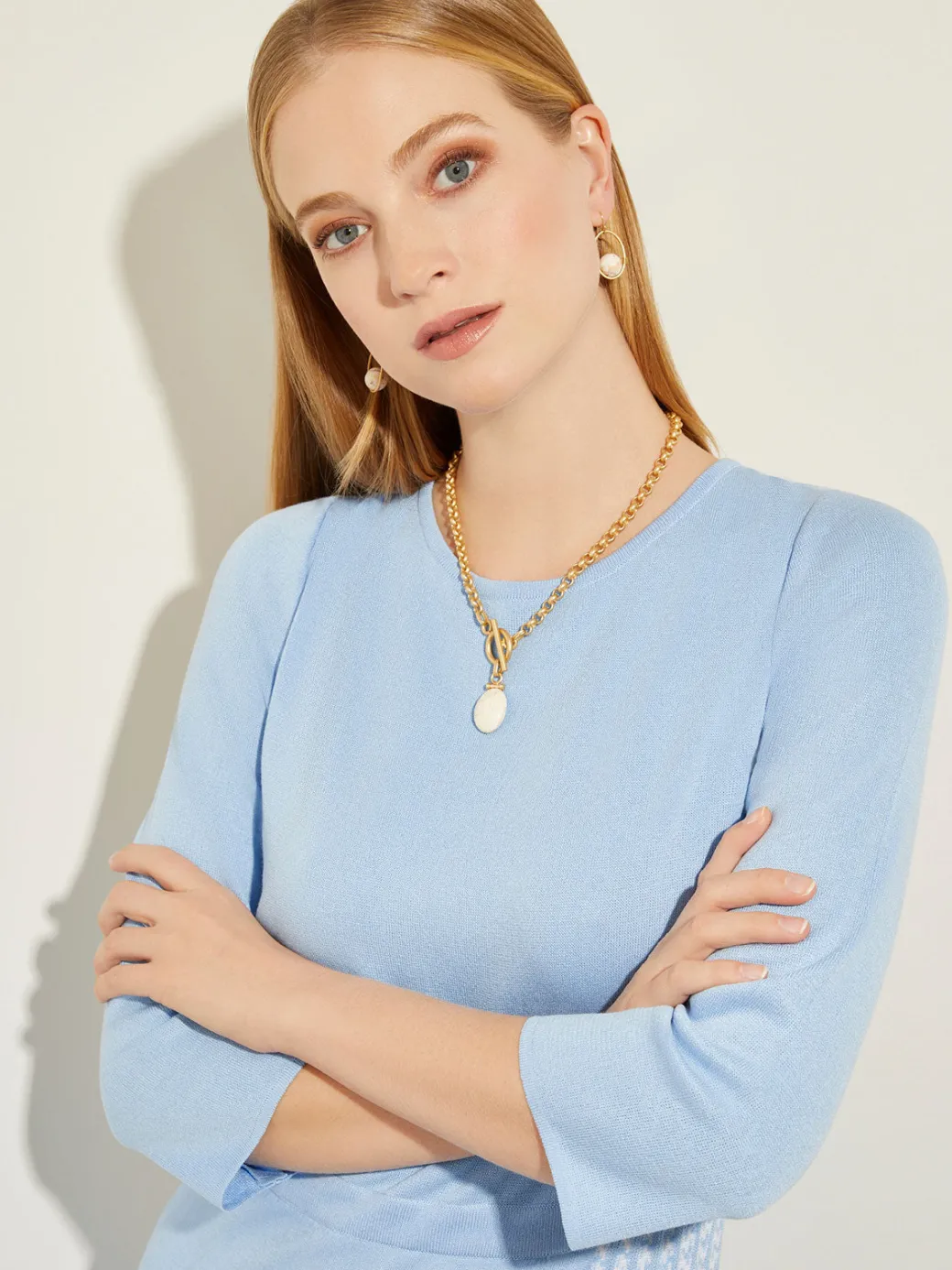 Handmade White Magnesite Pendant Toggle Chain Necklace|Misook Best