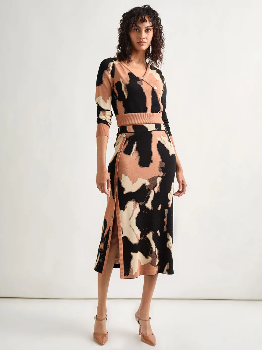 Modern Fit Short Jacquard Soft Knit Sweater Top|Misook Best