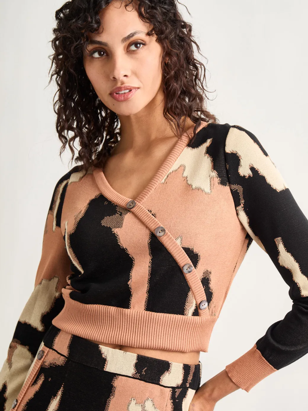 Modern Fit Short Jacquard Soft Knit Sweater Top|Misook Best