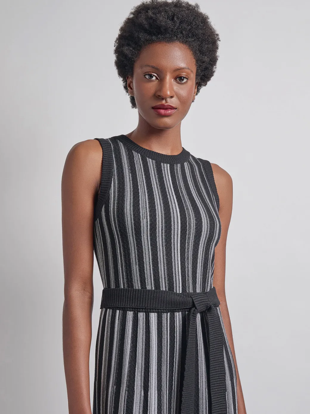 Modern Fit Sleeveless Soft Ribbed Knit Belted Maxi Dress|Misook Hot