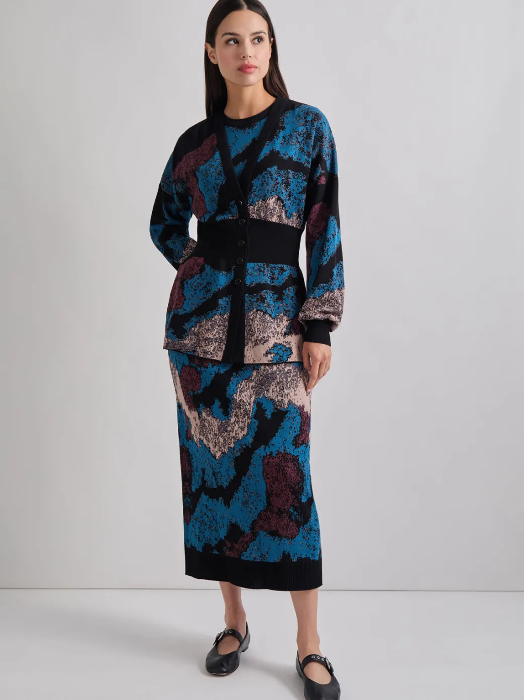 Relaxed Fit Abstract Inset Waist Jacquard Knit Cardigan|Misook Online