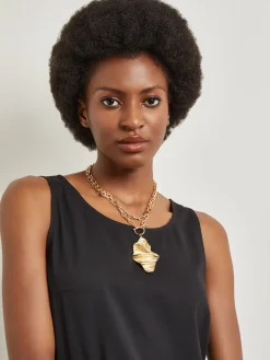 Ripple Textured Warm Necklace|Misook Online