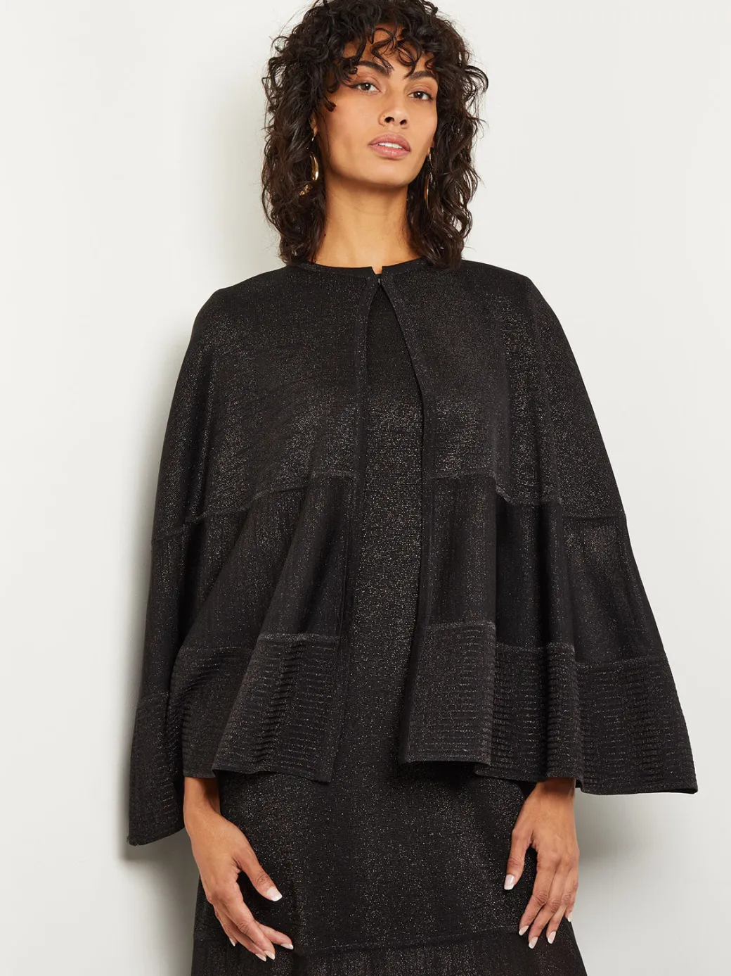 Shimmer Knit Cape|Misook Online