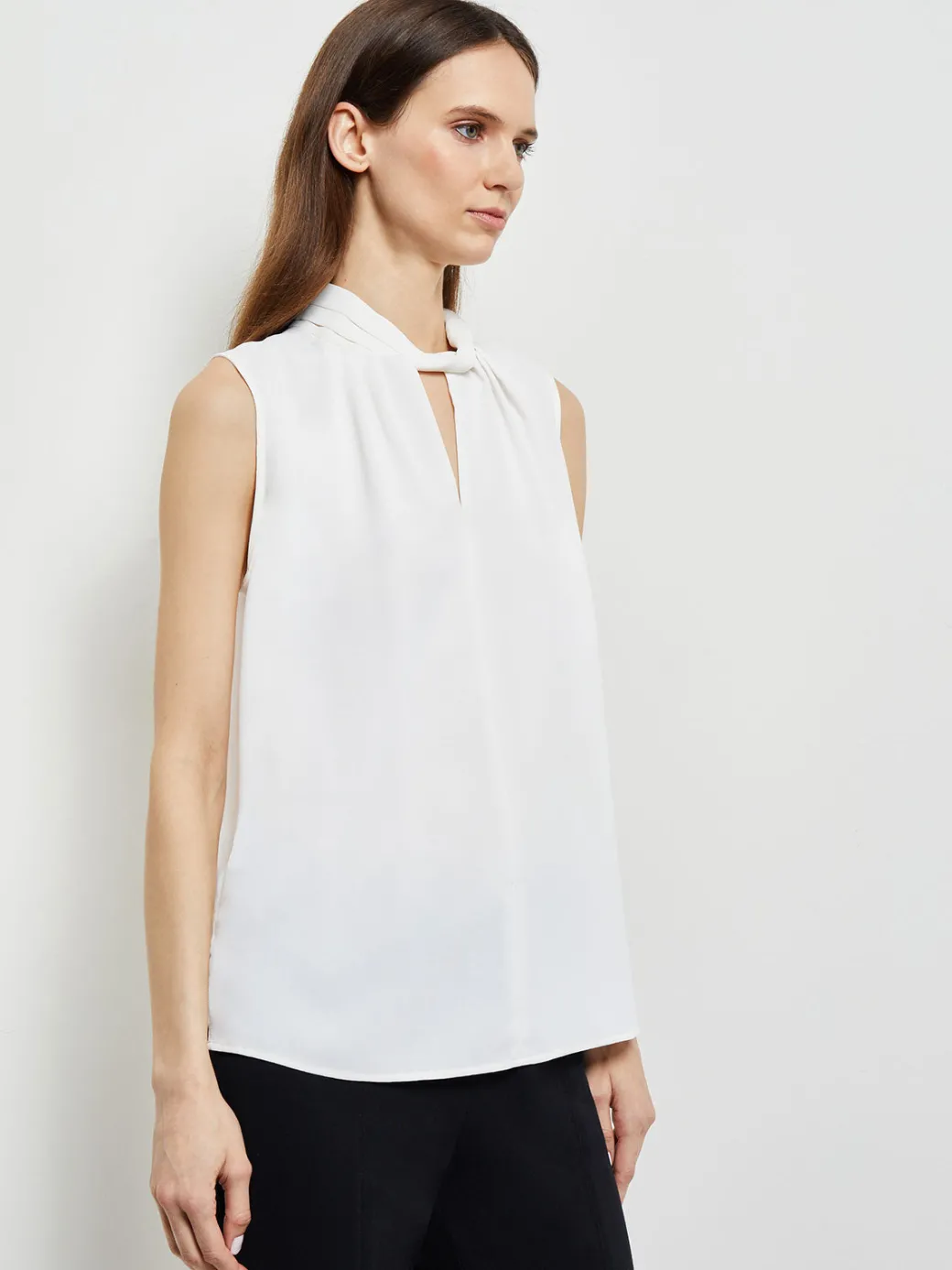 Sleeveless Twist Neck Crepe De Chine Blouse|Misook New