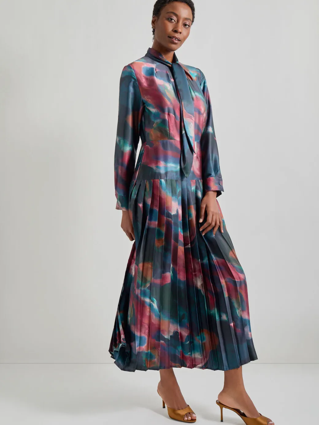 Tie Neck Pleated A-Line Maxi Dress|Misook Clearance