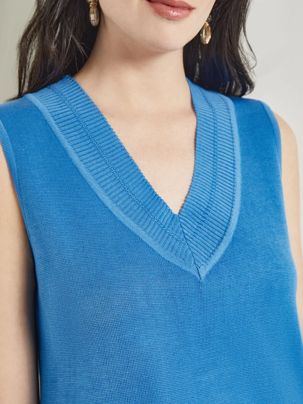 V-Neck Tank - Ribbed Detail Flat Knit|Misook New