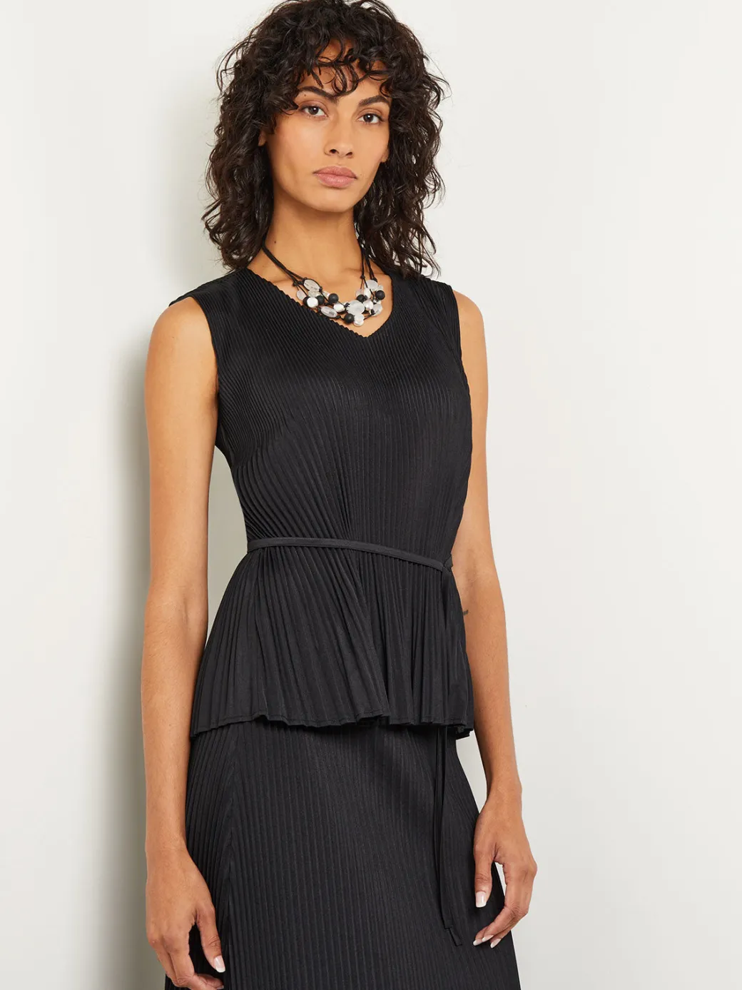 V-Neck Tie-Waist Pleated Crepe de Chine Tank Top|Misook Fashion