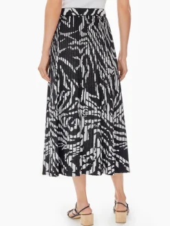 Zebra Swirl Soft Knit Skirt|Misook Sale